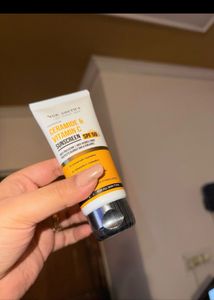 Dr Sheth Ceramide And Vit C Sunscreen