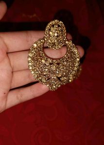 Earrings And Mangtika Set