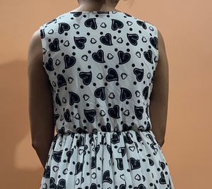 Below Knee White And Black Dress