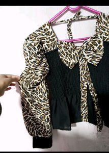 Girls Crop Top 30 Size 💕