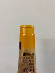 Lakme Sun Expert Tint hint