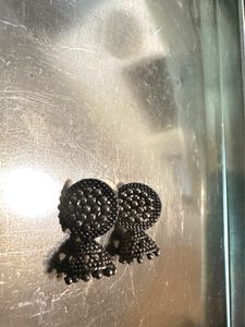 Small Jhumkas