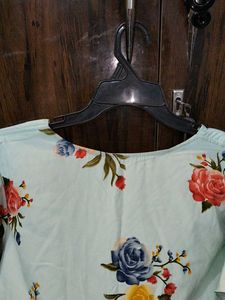 Floral Ruffle Sleeve Top