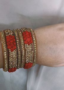 Rose Bangles With Free Bands