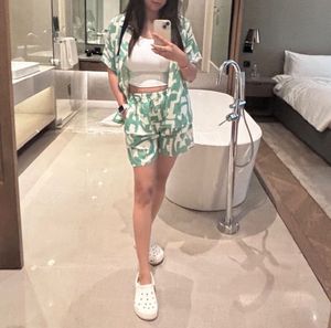 Abstract Print Coord Set