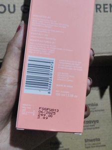 Foxtale Super Glow Face Wash
