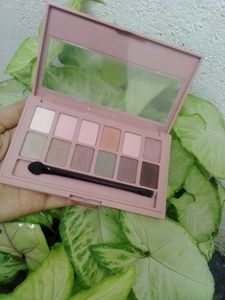 Maybelline Nude Eyeshadow Palette