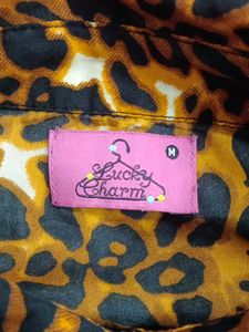 Leopard Print Short Sleeve Top