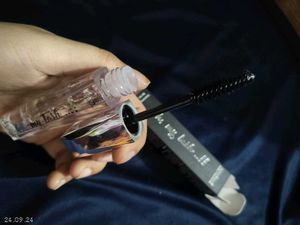 Transparent Mascara