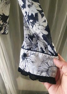 Floral Print Cold Shoulder Top
