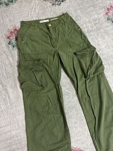 OLIVE CARGO JEANS