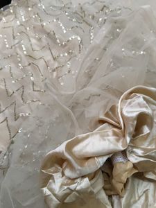 Free size Gown