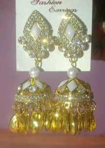 Gold Plated White Stone And Pearl Jhumka For Women