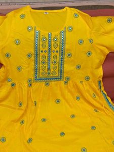 BrandNew BeautifulEmbroidery Yellow NairaCutKu