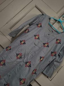 Embroidered Grey Kurta
