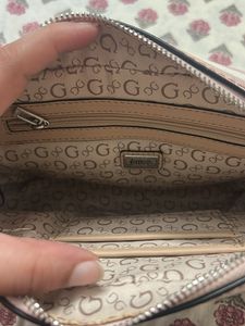 Guess Sling
