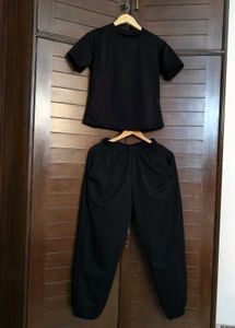 Women Black Slim-fit Joggers Style Track Suit