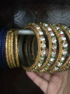 Sparkling Bangle Set