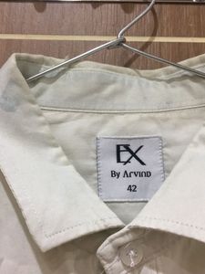 Men&#39;s Casual Shirt