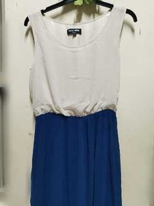 Vero Moda Chic Blue &amp; White Maxi Dress