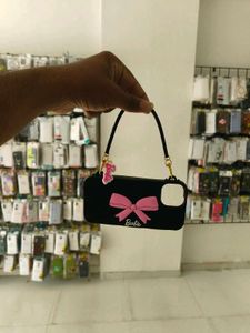Trendy Womans Hengig Cover