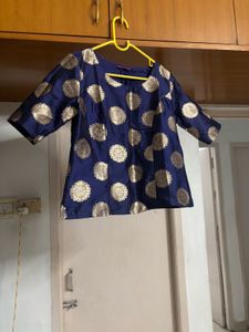 NeeBlue & Gold Print Top