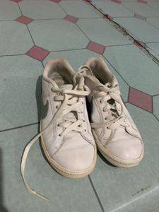 nike sneaker