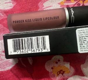 Powder Kiss Liquid Lipstick &#34;Date-Maker”