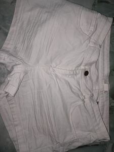 H&amp;M shorts .