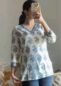 Blue & White Floral Print short kurti