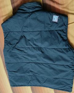 Men&#39;s Dark Grey Sleeveless Padded Jacket