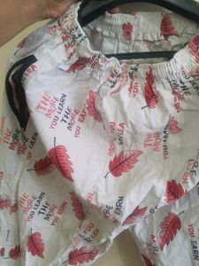 Patterned Capri Pants