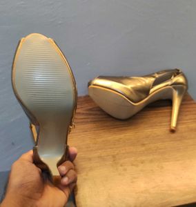 Stiletto Peeptoe Pumps 4.2inches
