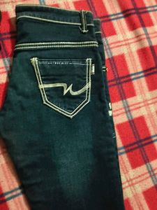 Stylish Dark Wash Jeans