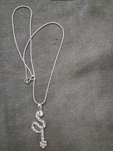 Silver Toned Necklace Set