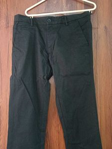 Men&#39;s Black Chinos Pant