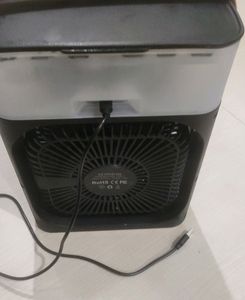 pORTABLE MINI AIR COOLER FAN