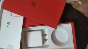 One Plus 10r 5g Like New..