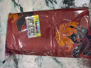 Mulmul Cotton Saree With Contrast Blouse