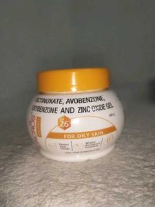 Suncros Auqagel SPF 26 BEST SUNSCREEN FOR OILY SII