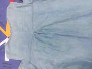 I&#39;m Selling A Shoulder Cut Top