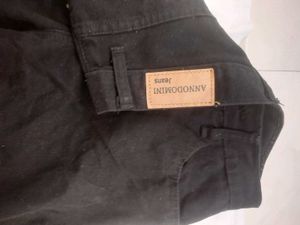 Black Jeans