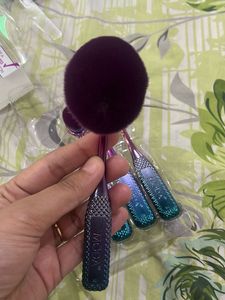 Brand New MakeUp Brushes, Soft, For Foundation