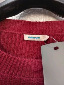 New with tag Pinterest Stylish Maroon Knit Sweater