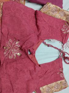 Beautiful saaree with blouse and unused petticoat