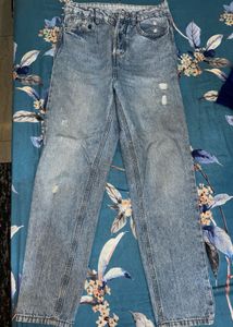 Mom Fit Denim Jeans