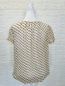 Liz Claiborne Short Sleeve Top Size- M