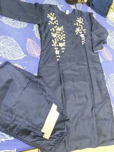 Gorgeous Look Navy Blue Kurta Pant Set