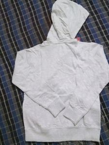 Totally New HOODIE T SHIRT FOR 9/10 YEARS