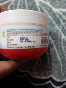 Mamaearth Beetroot Moisturizing Cream